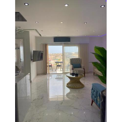 Blue Whale Hurghada Beach Front Apartments City Centre