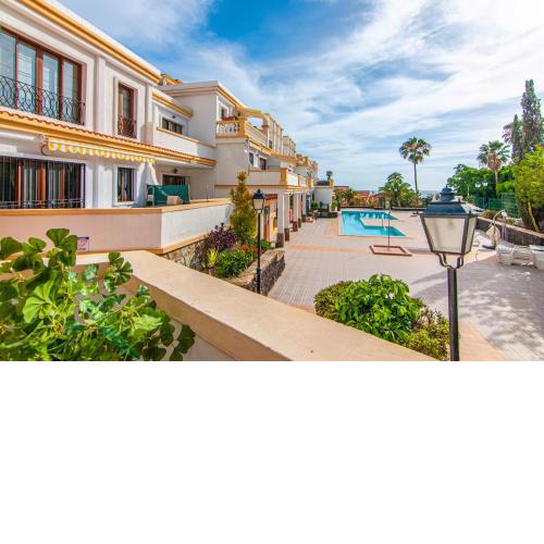 'Bluetique' 1BR apt./w pool and ocean view
