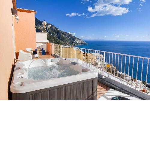 BlueVista Dreamscape Home -Terrace Jacuzzi/Hot Tub