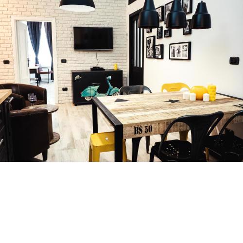 BMGA l Stylish Industrial Termini Apartment