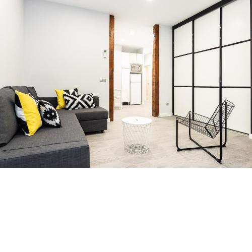 BNBHolder Black & Yellow Design SOL