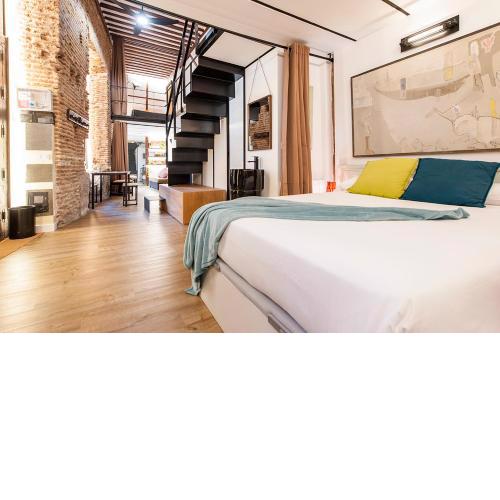 BNBHolder Design Loft Duplex LA LATINA