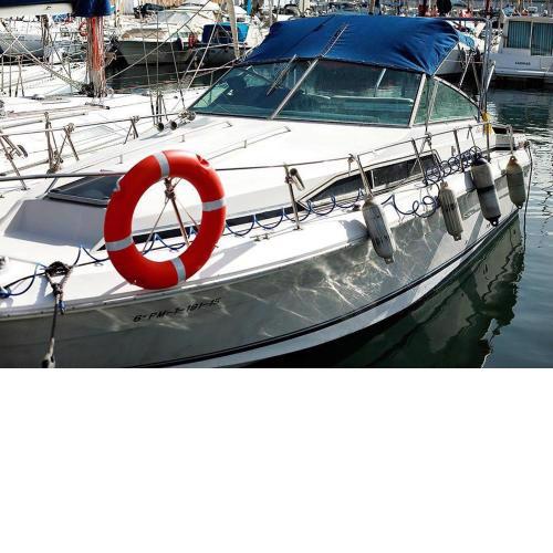Boat to sleep in Barcelona