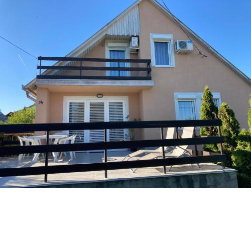 Bogi House