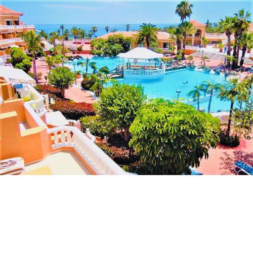 Boho chic junto a la playa ,piscina climatizada