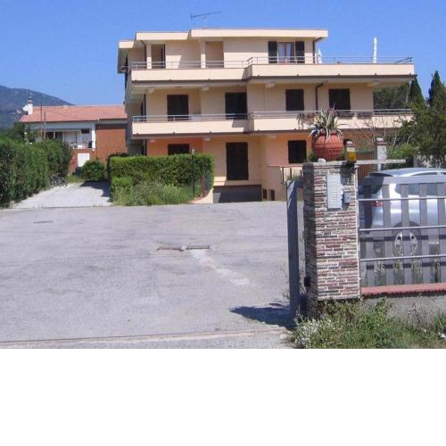 Bonacceta House