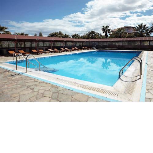 Bonaventure Villa - Largest Villa in Athens for Groups