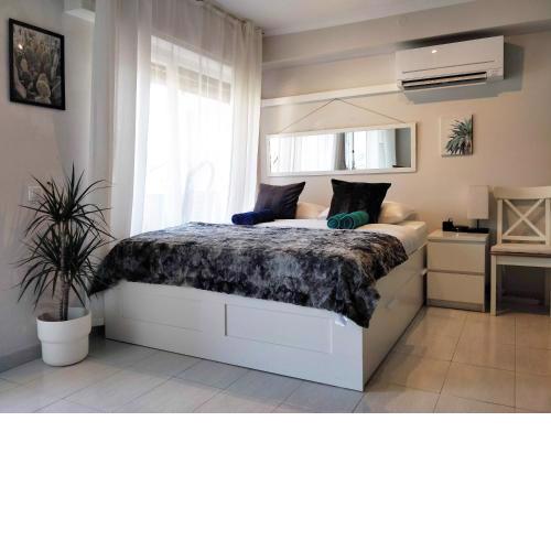 Bonavista Studio with a Balcony - Calella