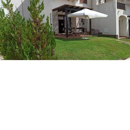 Bonita y acogedora casa en plena sierra norte, a tan solo 30 minutos de Sevilla
