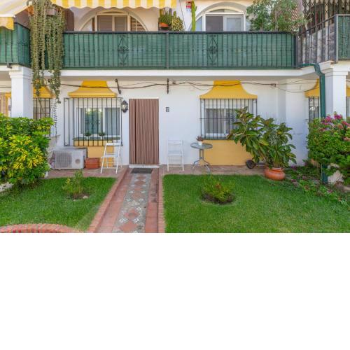 Bonito apartamento andaluz a 100 m de la playa