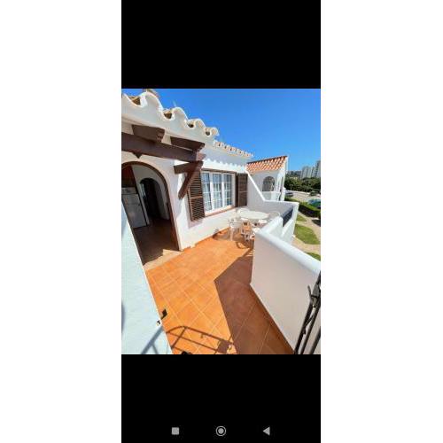 Bonito apartamento con terrazas y aparcamiento.
