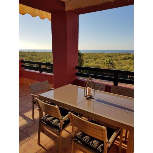 Bonito apartamento en primera línea de playa