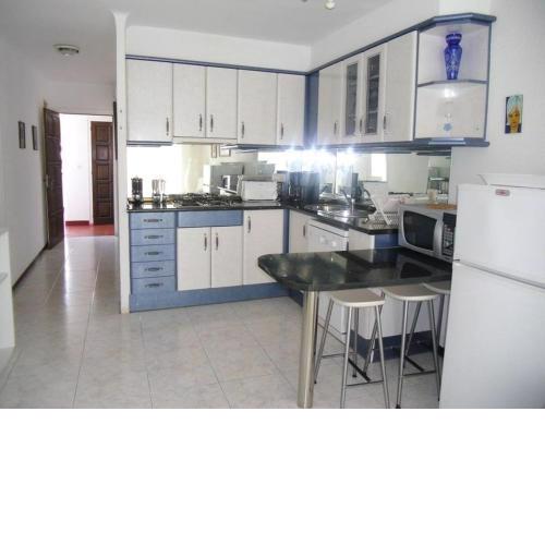 bonito apartamento en roses zona familiar