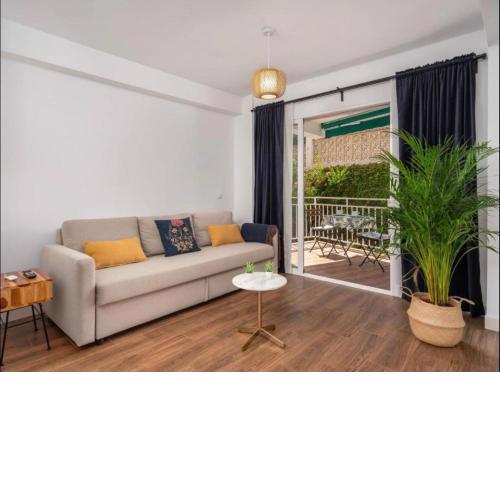 Bonito apartamento en Torremolinos La Carihuela