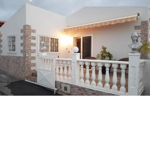 BONITO BUNGALOW ALDEA BLANCA