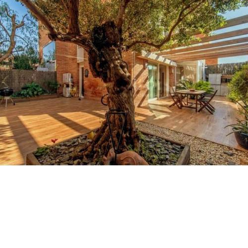 Bonito duplex con piscina en Barcelona&playa