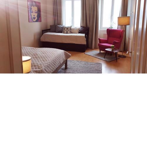 Book-A-Room City Apartment