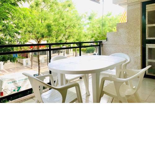 BOOK CAMBRILS PLAYA