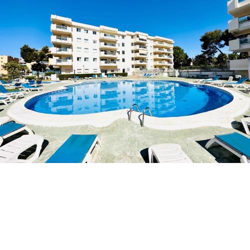 BOOK VANCOUVER SALOU