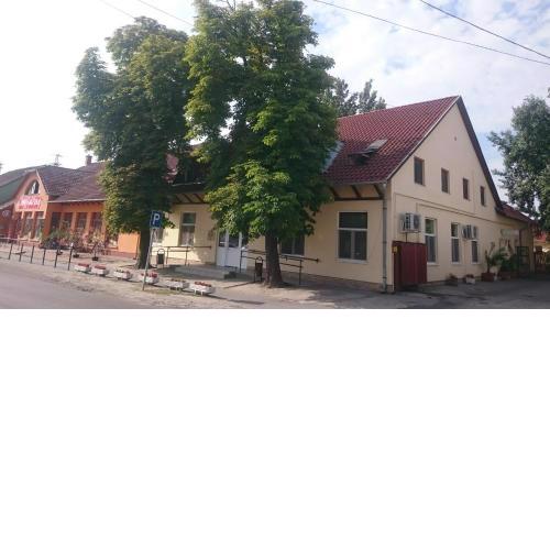 Bordany Hostel