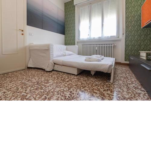 Bordighera studio - vicino IULM / NABA - WiFi A.C.