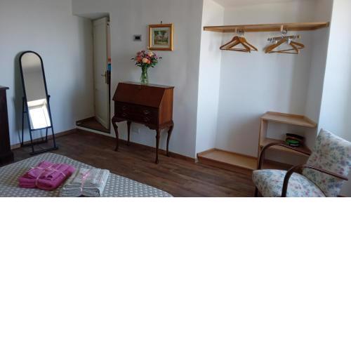 Borgo 63 Medieval House