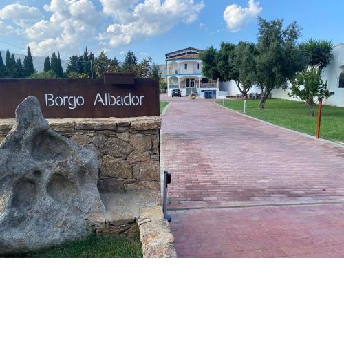 Borgo Albador