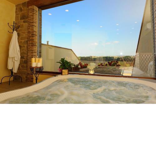 Borgo Mandoleto - Country Resort & Spa
