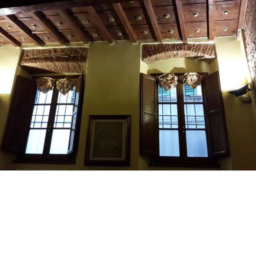 BORGO PINTI HOUSE