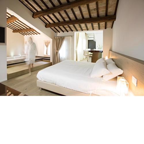 Borgoleoni 18 - Room and Breakfast