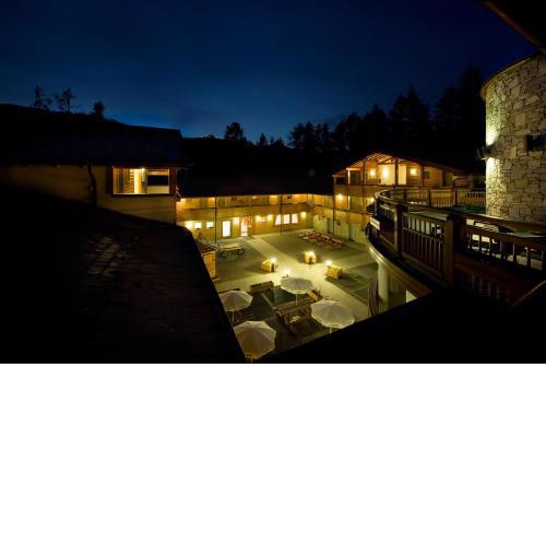 Boscone Suite Hotel