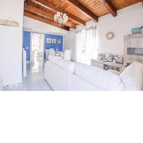 Botti House