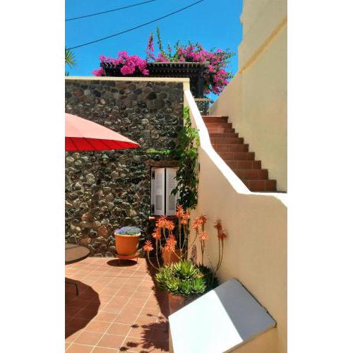 Bougainville House
