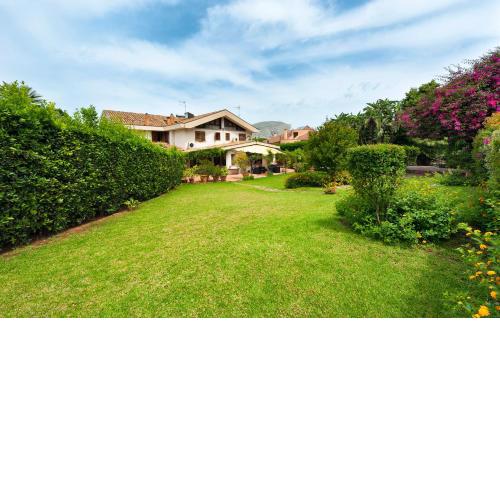 Bouganville Home Mondello