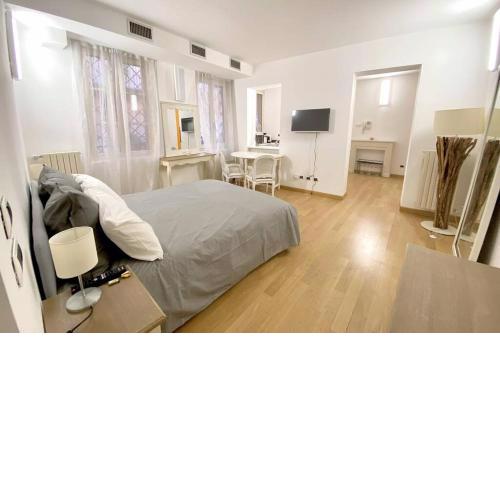 Boutique apartment in Milano center: Duomo Scala