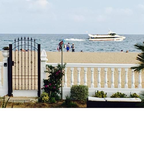 Boutique home the beach