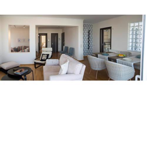 Boutique Penthouse next to Stavros Niarchos Foundation