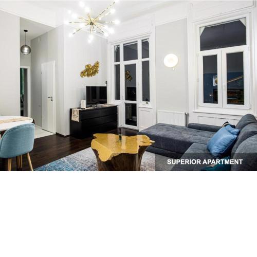 BpR Agathé Elegant Suite with Parliament View