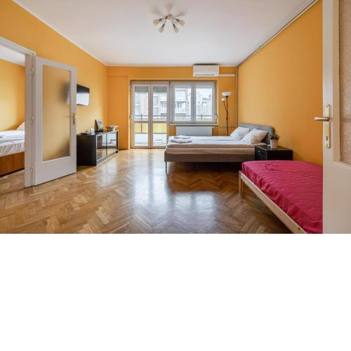 BpR Castle Point Apartment