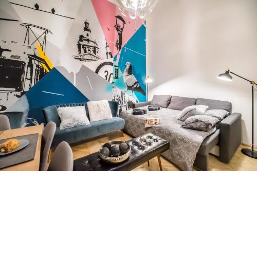 BpR Colorlib Art Apartment