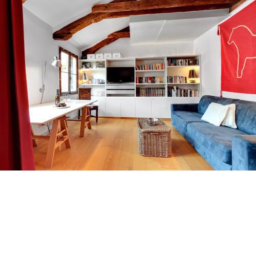 Bragora Smoochy Attic In Venice