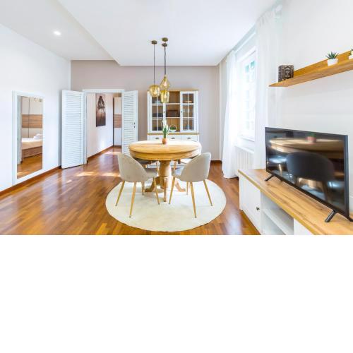 Brancaccio Renewed Apartment by Napoliapartments