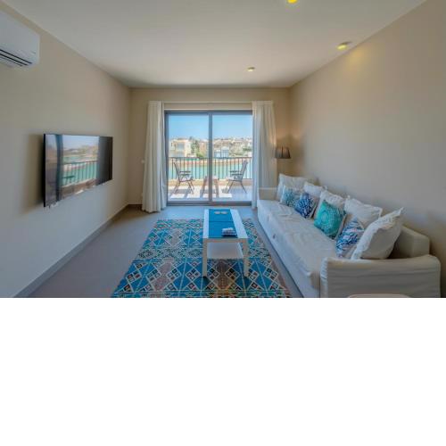 Brand-new 1-Bedroom in Tawila, Lagoon & Pool View