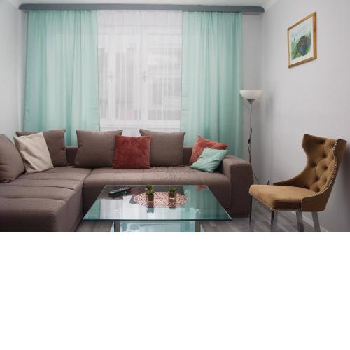 Brand-New 2BD Apartment close to Shopping Street in Schönbrunn