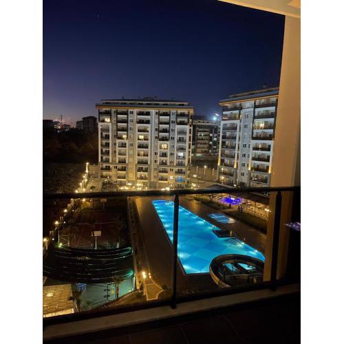 Brand New Apartment Emerald Paradise
