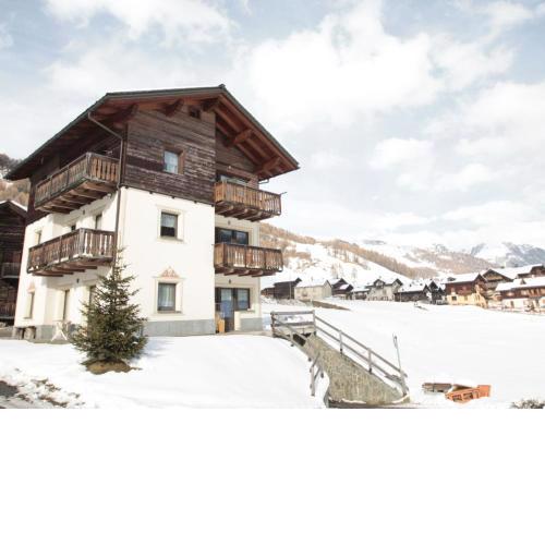 Brand new apartment in Livigno near ski area