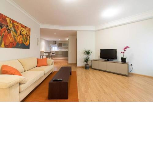 Brand NEW Apartment in the City Centre