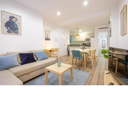 BRAND NEW apartment with private open-air space
