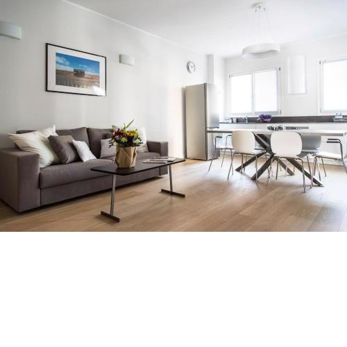 Brand new apt , City Life district
