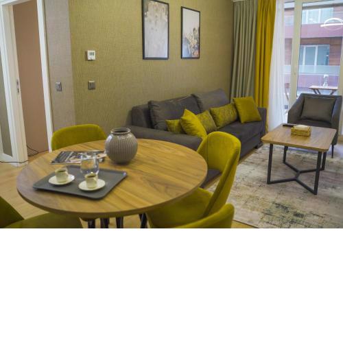 Brand-New Elegant 1-Bedroom Apartment (with terrace)